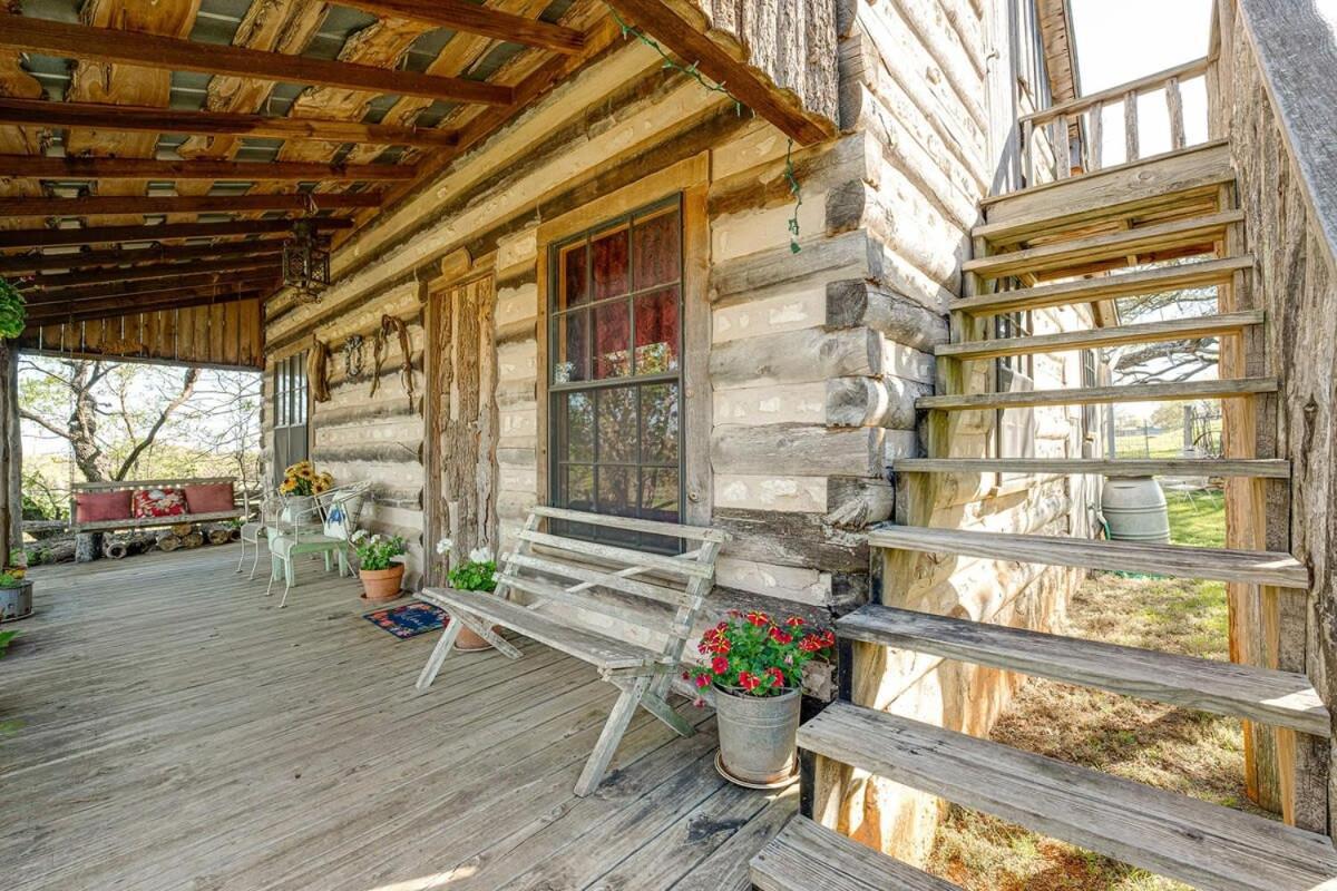 Das Eck Haus - Cozy Cabin Getaway Fredericksburg Zewnętrze zdjęcie