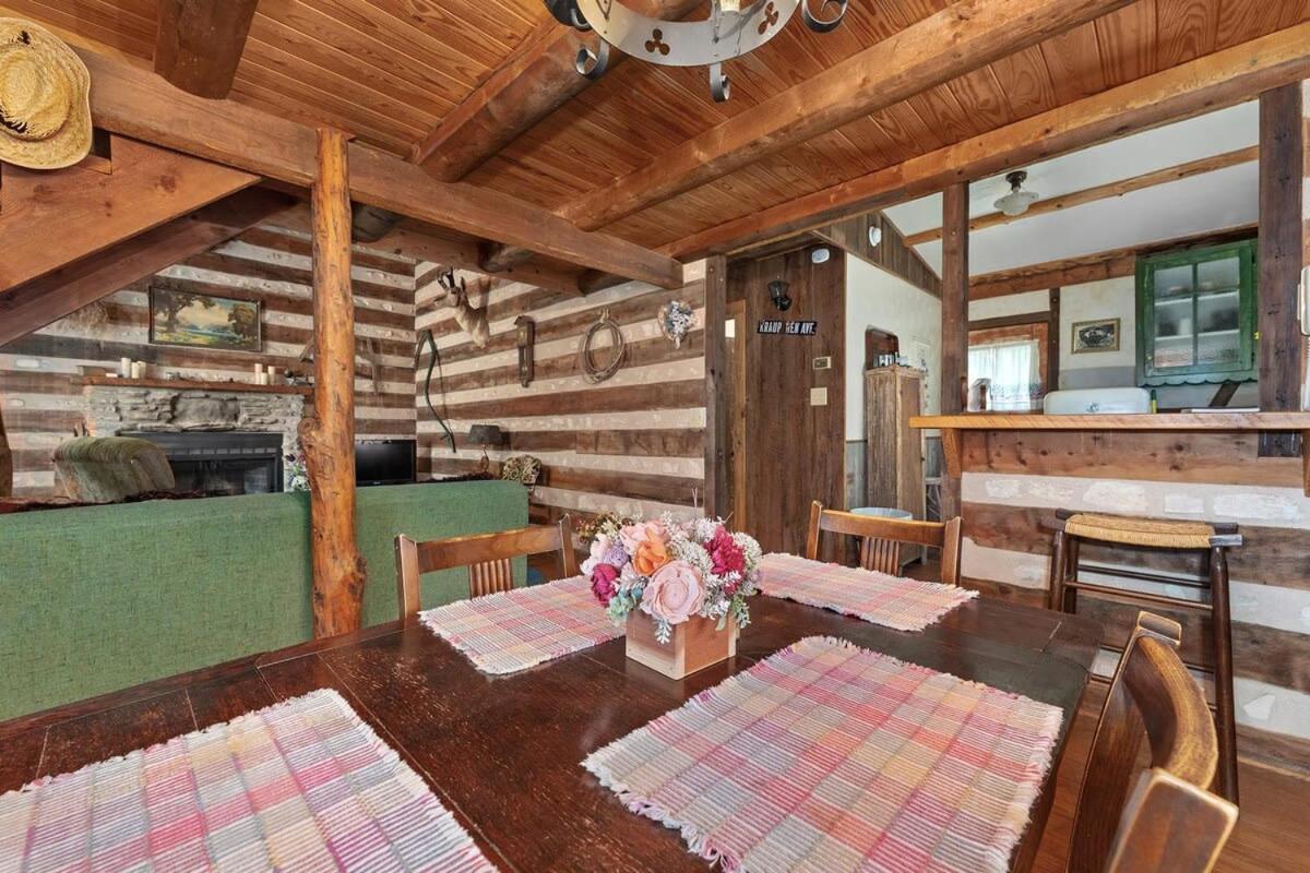 Das Eck Haus - Cozy Cabin Getaway Fredericksburg Zewnętrze zdjęcie