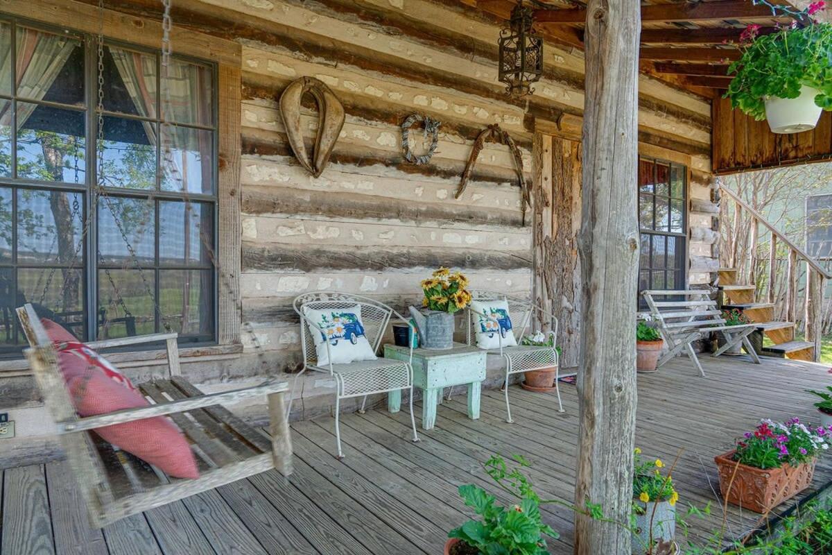 Das Eck Haus - Cozy Cabin Getaway Fredericksburg Zewnętrze zdjęcie