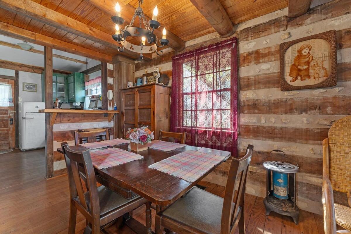 Das Eck Haus - Cozy Cabin Getaway Fredericksburg Zewnętrze zdjęcie