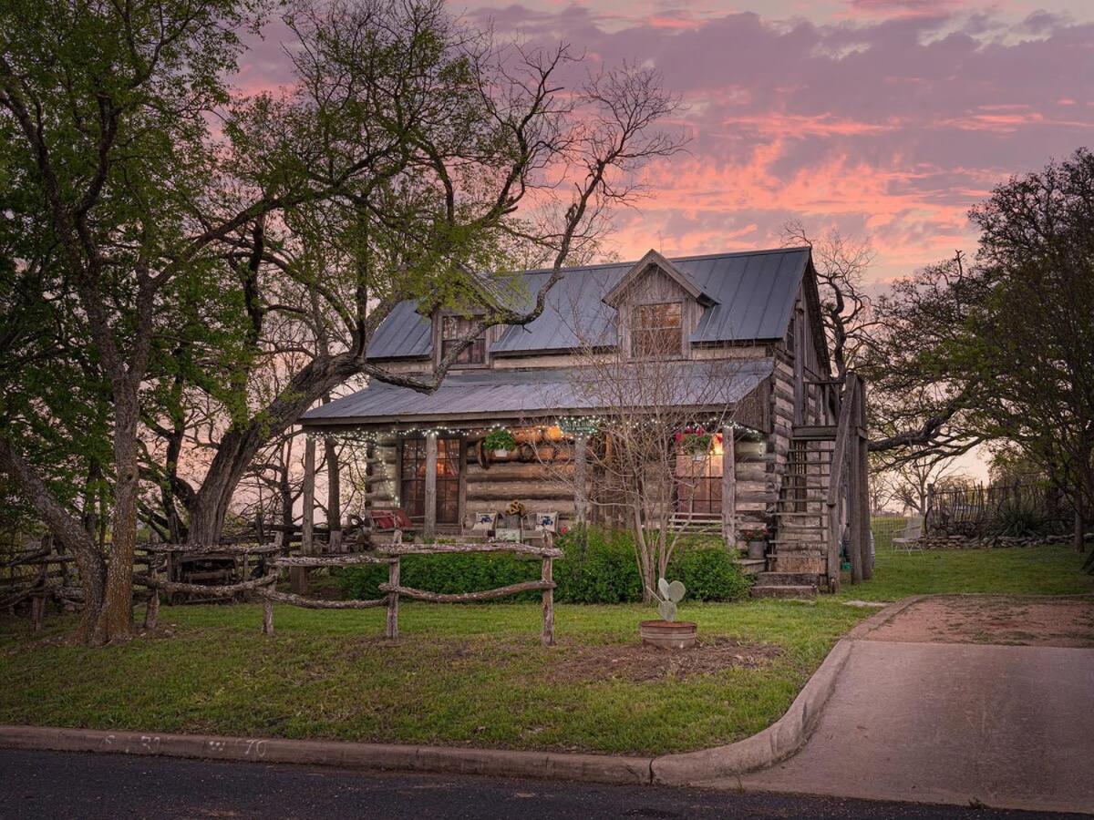 Das Eck Haus - Cozy Cabin Getaway Fredericksburg Zewnętrze zdjęcie